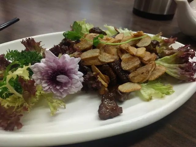 蒜片牛柳粒