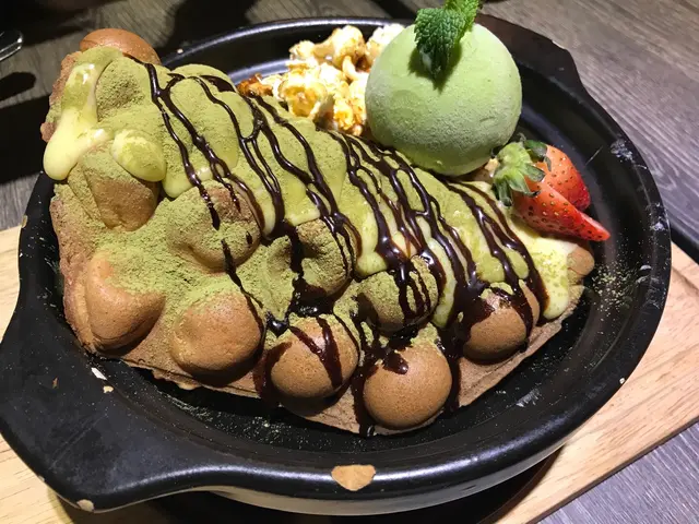 抹茶吉士雞蛋仔伴雪糕