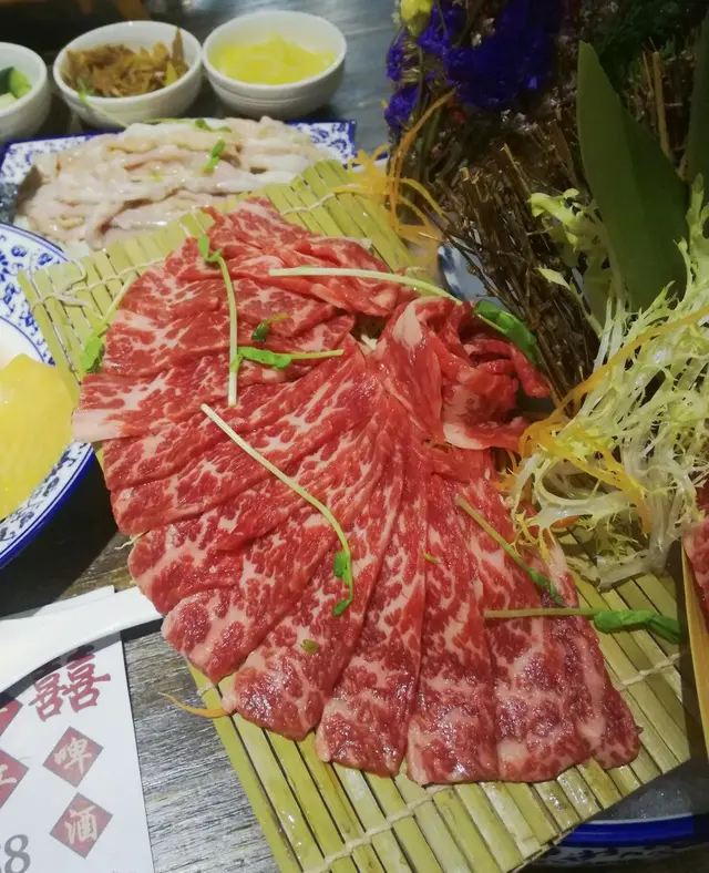 手切頂級安格斯牛肉