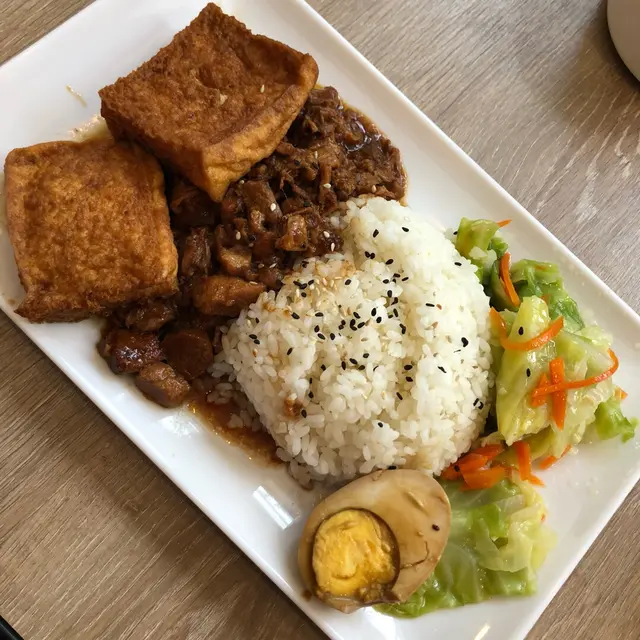 滷肉飯+滷豆腐