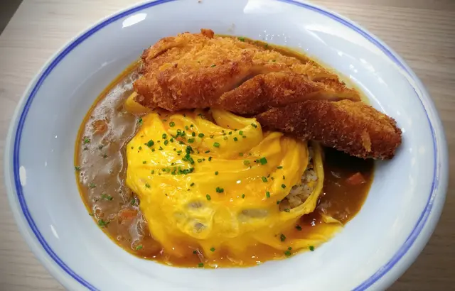 咖哩吉列豬扒半熟玉子蓋飯