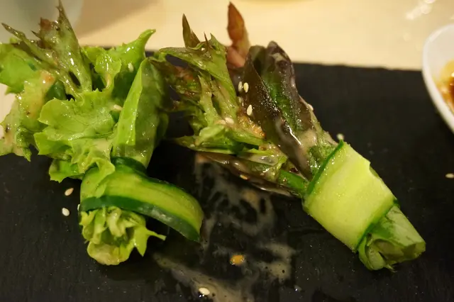 本地有機沙律菜拌芝麻醬