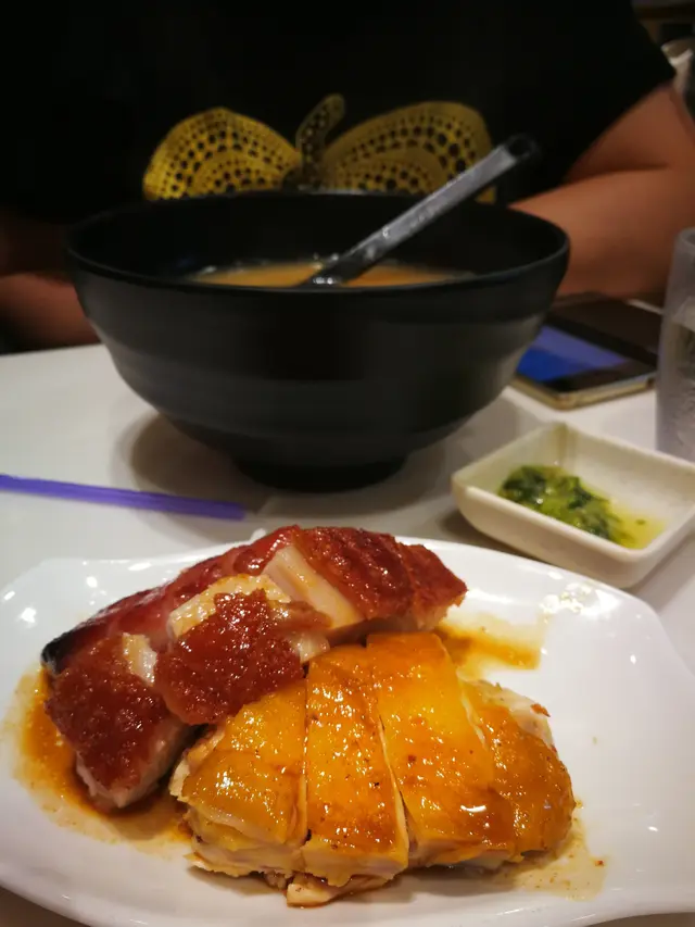 叉燒燒肉雞通粉