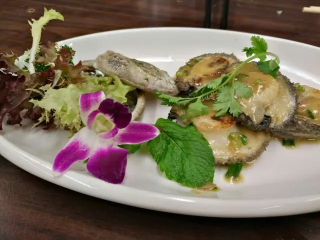 白胡椒爆炒南非鮑魚