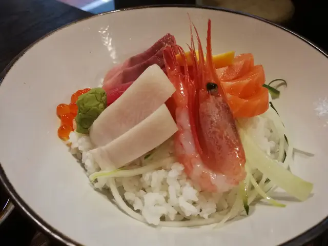 極上魚生飯
