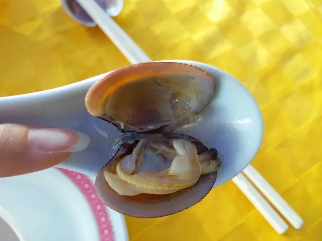 油鹽水粉絲浸蜆
