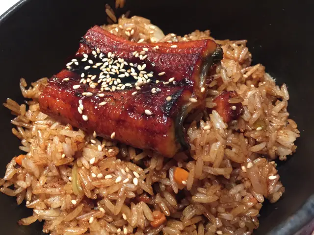 日式鰻魚鐵鍋炒飯