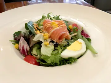 Set Lunch: Salad