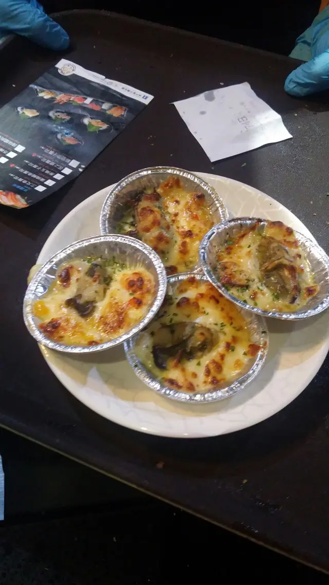 黃金芝士燒廣島蠔