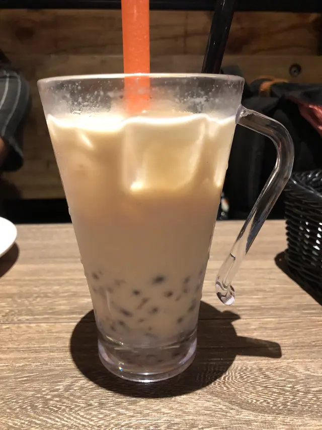 白到咁，阿姐竟然話係咁嘅色
