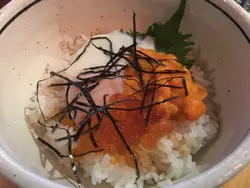 海胆温泉蛋饭，海胆好新鲜，好足料～