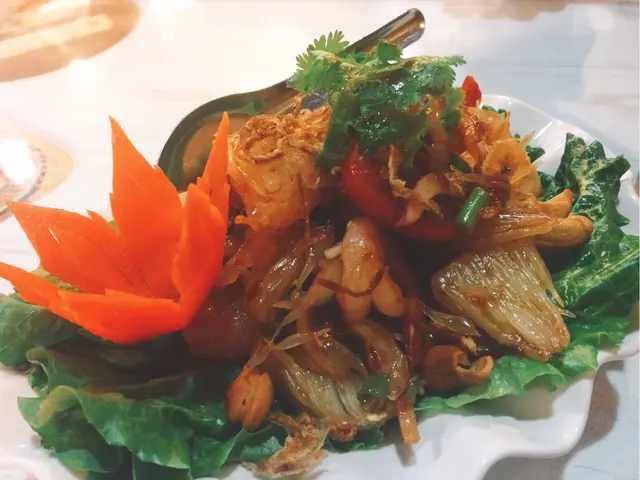 泰式鮮蝦金柚沙律