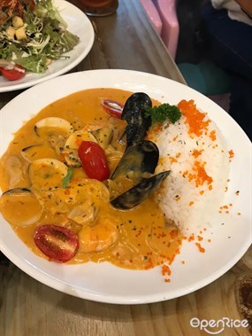 拉絲龍蝦汁海鮮飯 - 荃灣的咖啡灣