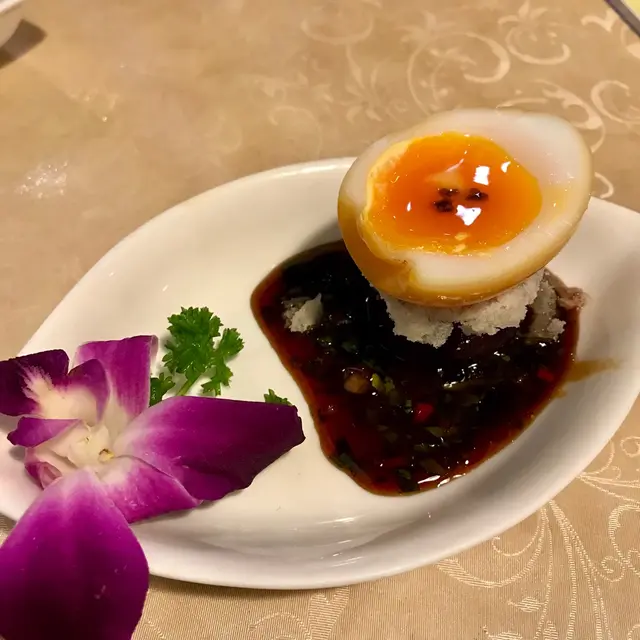 醬汁超惹味！流心蛋暖暖地，好正！