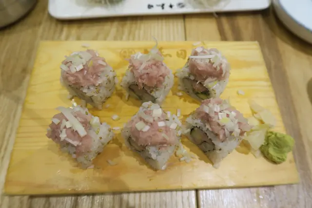 超級吞拿魚腩卷