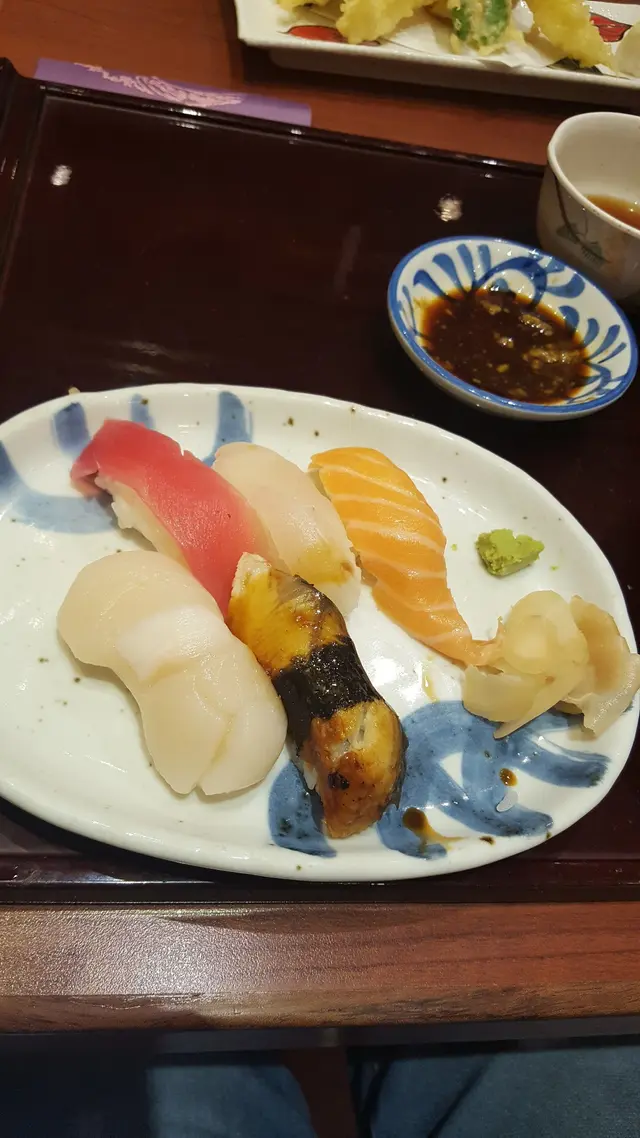 天婦羅蝦牛肉火鍋定食