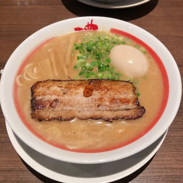 炙燒豚肉味玉拉麵