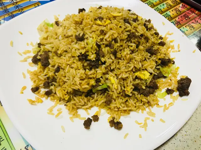 午餐, 生炒牛肉飯