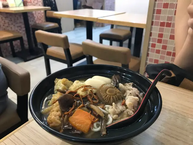 妃松茸蟲草花湯底(配一麵底)