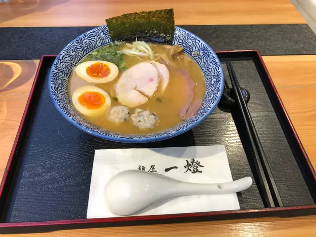 特製濃厚魚介拉麵