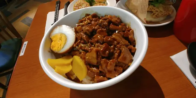 台式滷肉飯