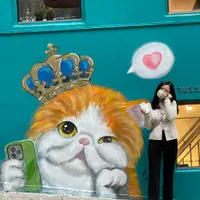 YeUnG_LIsA