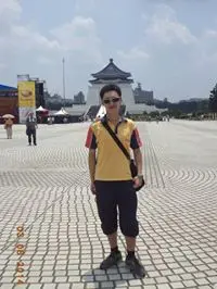 韋彥康