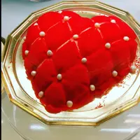 Laiyeeyan殷