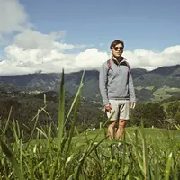 為食男臣