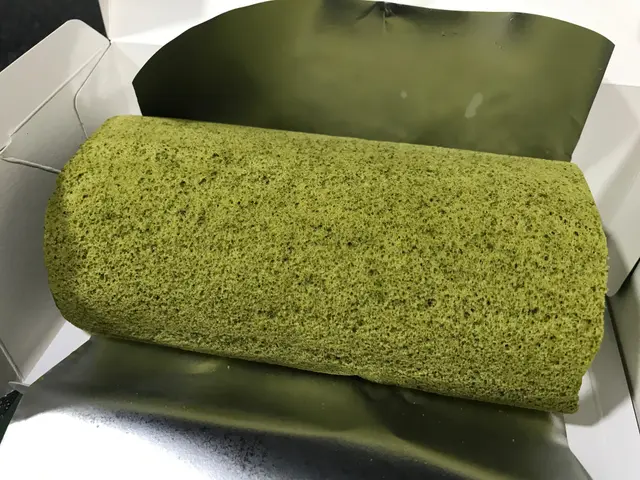 Matcha Roll Cake