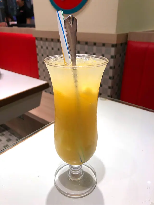 顏色sharp醒 透心涼(跟主食 飲品價錢半價)