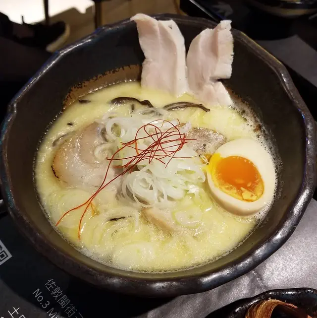 金鶴雞白湯拉麵