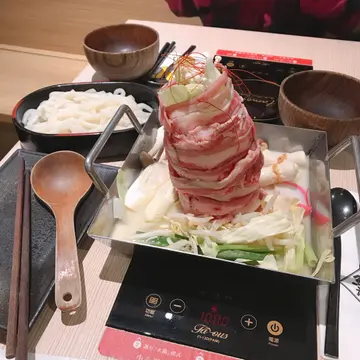 鱼魂牛肉高高锅