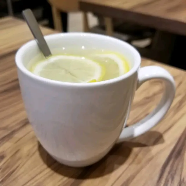 熱檸檬薏米水