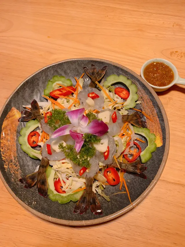 虎蝦刺身🦐好鮮甜同彈牙