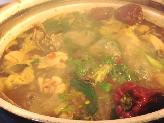 隨變麻辣雞煲半隻中辣