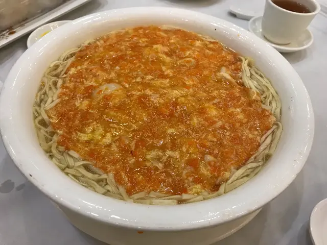 鴻圖帶子窩伊麵