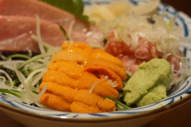 自選刺身丼(壽司飯$48+海膽$49+大拖羅$49+蔥吞拿魚$16)