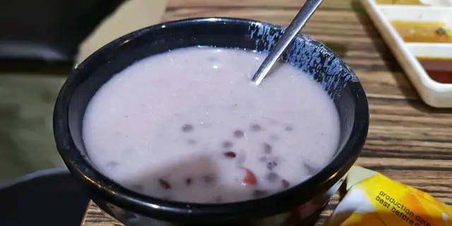 自家製紅豆西米露甜品