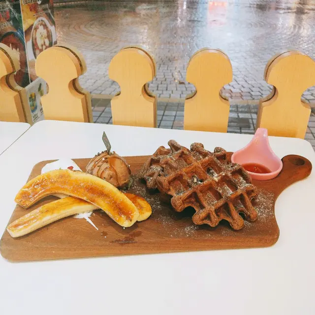 焦糖香蕉比利時窩夫