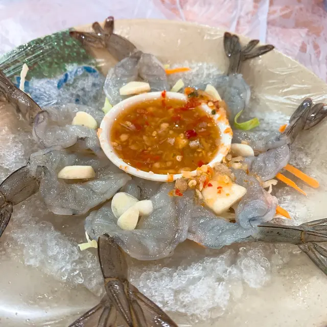 個汁調得好好味,酸味同辣味都平衡得好好👍🏻蝦夠新鮮!