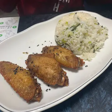 川麻雞中翼菜飯