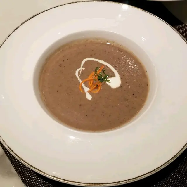 蟲草花黑松露野菌湯