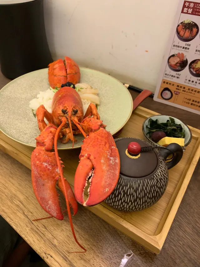 龍蝦肉彈牙鮮嫩，茶漬飯個湯都算幾鮮甜👍