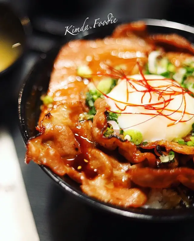 豚肉丼