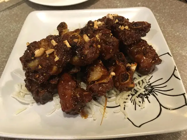 蜜椒吊燒骨