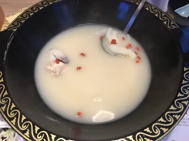 花膠鮮雞美人鍋