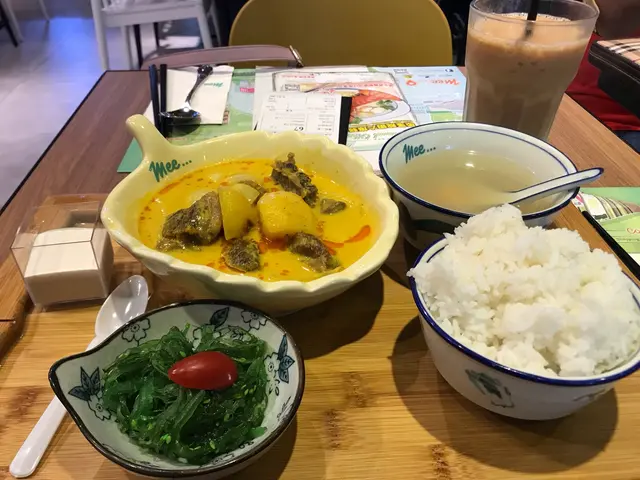 緬甸咖喱牛腩飯