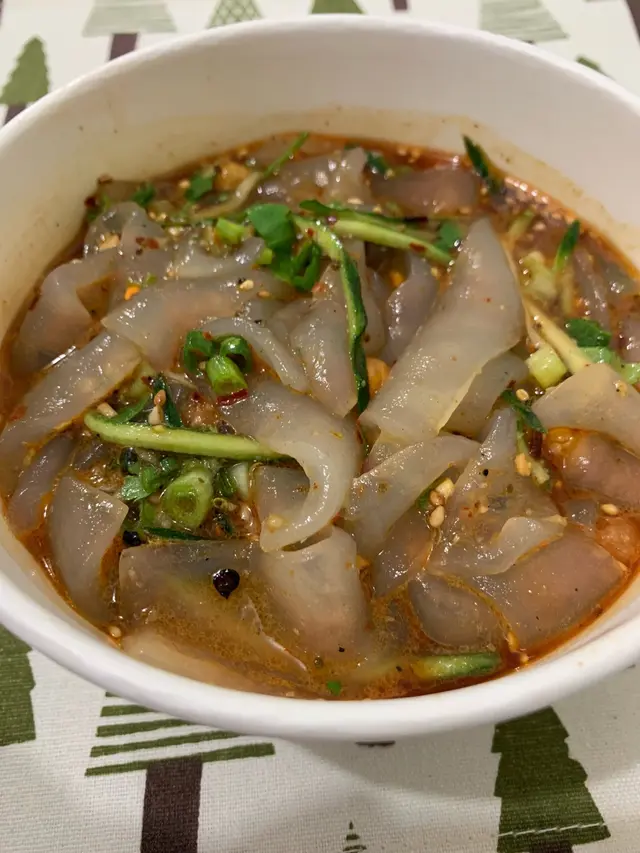 招牌兩姊妹涼皮