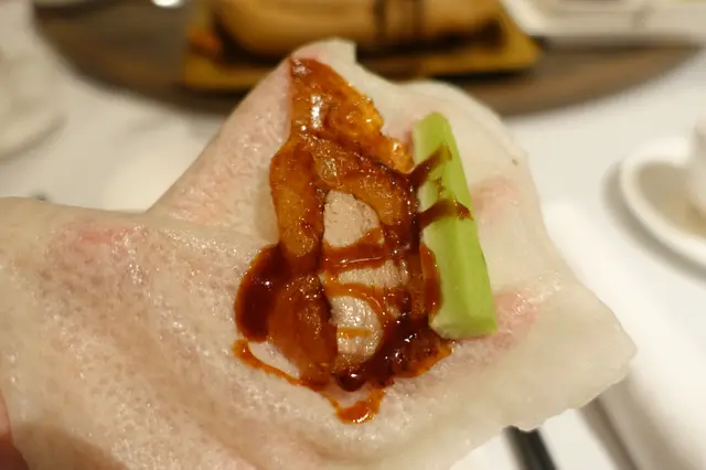 店方的片皮鴨也做得出色!肉汁豐盈、肉質軟嫩富鮮味!
